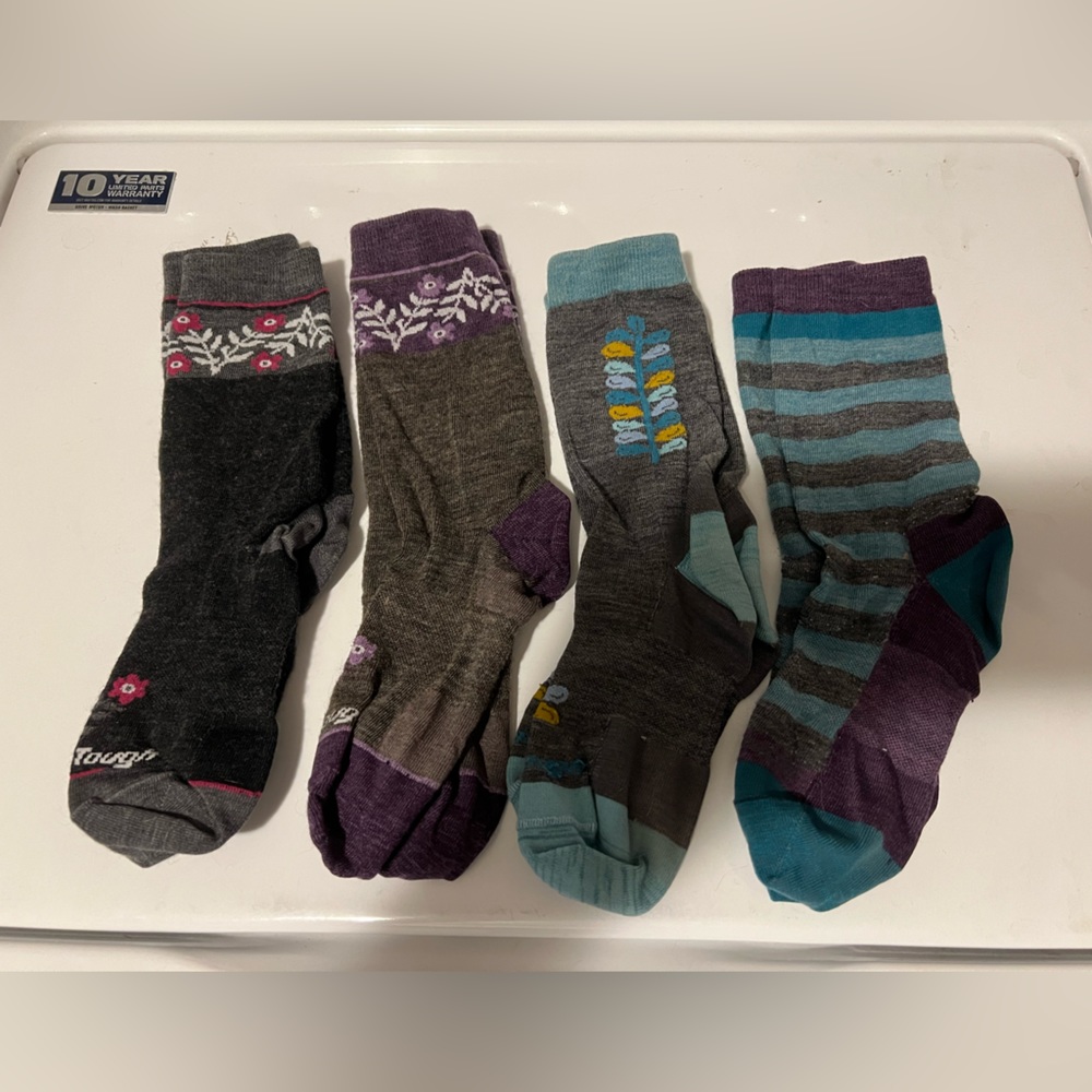 Used Darn Tough socks Womens Size Medium